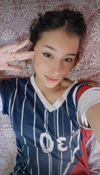 Laraloves23 (@laraloves23), OnlyFans creator