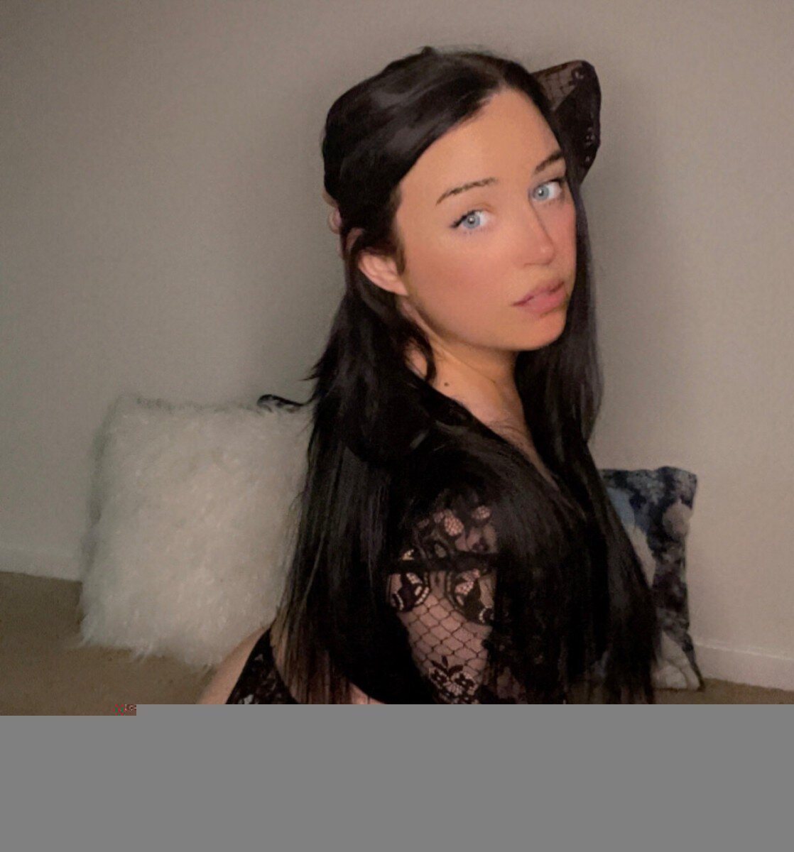 Larissanadia (@larissanadia), OnlyFans creator