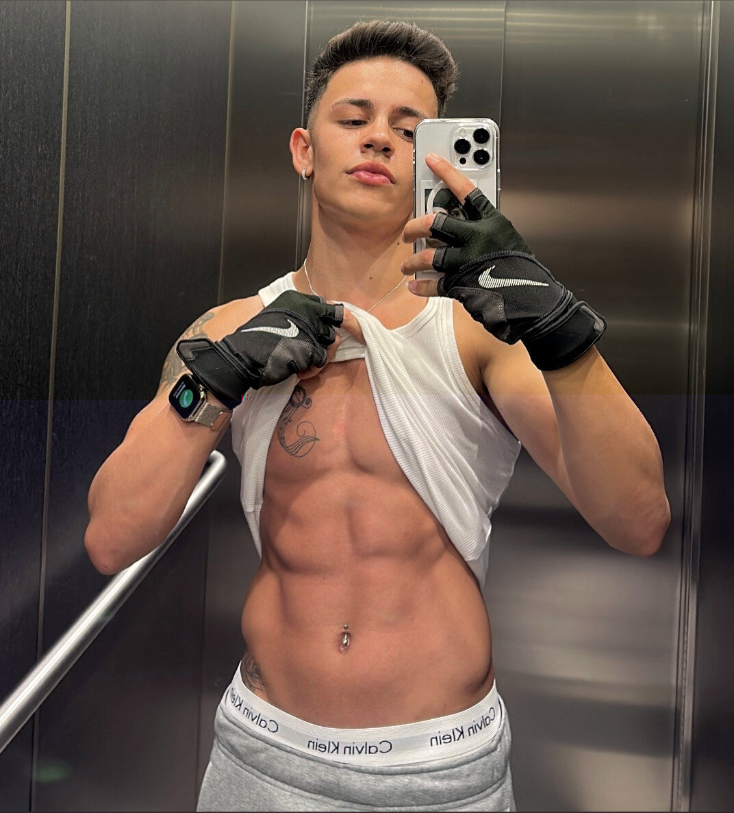 Latinolu (@latinolu), OnlyFans creator