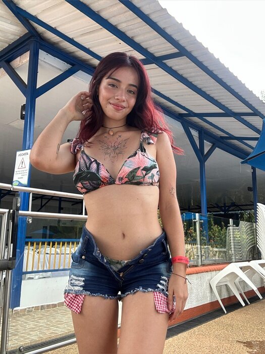 Lauraac1 (@lauraac1), OnlyFans creator