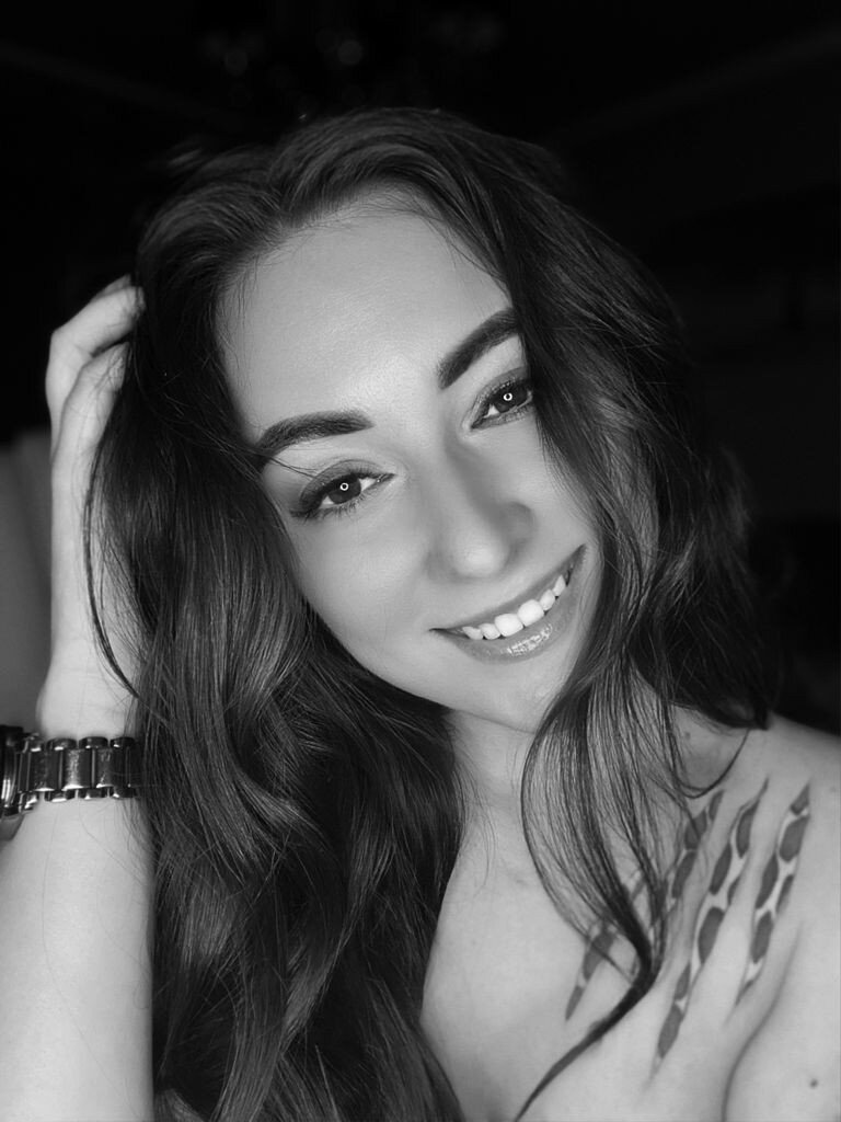 Lauramfc (@lauramfc), OnlyFans creator