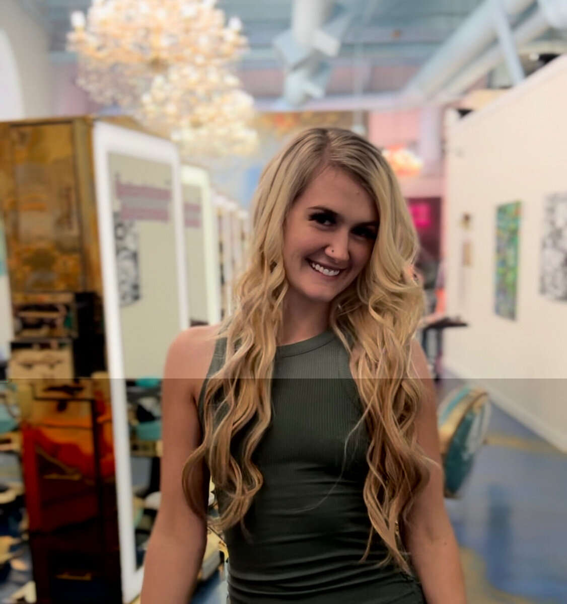 Laurenhottie98 (@laurenhottie98), OnlyFans creator