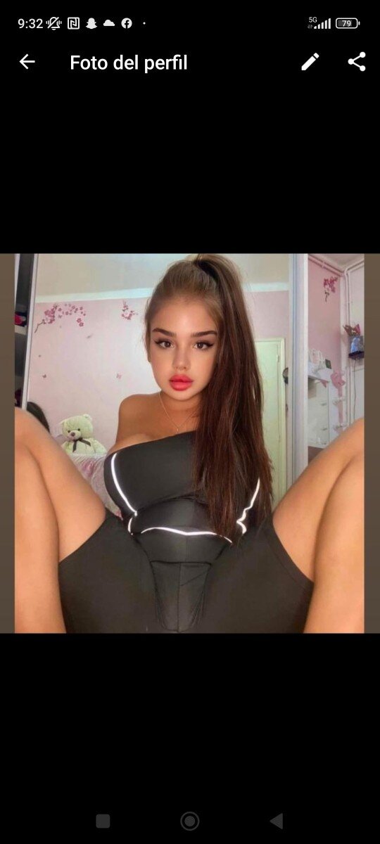 Lauritadubai69 (@lauritadubai69), OnlyFans creator