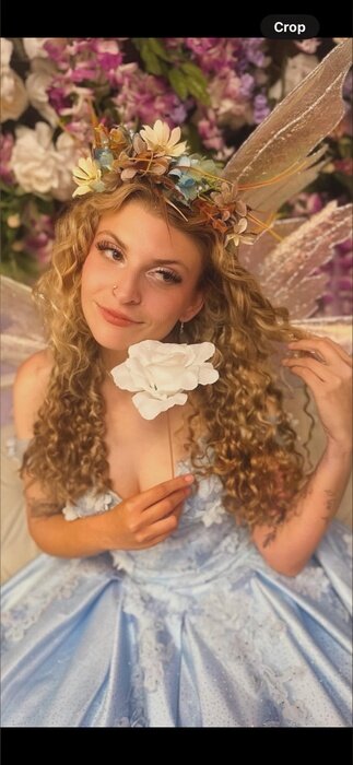 Lavenderandroses (@lavenderandroses), OnlyFans creator