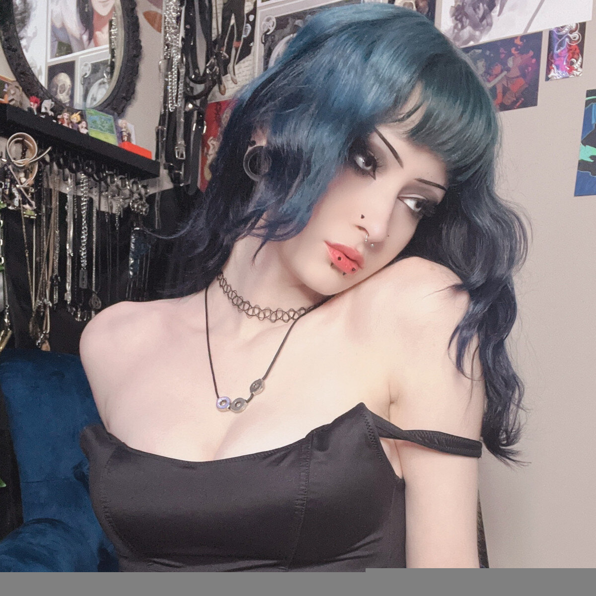 big titty goth gf (@lavenderthief), OnlyFans creator