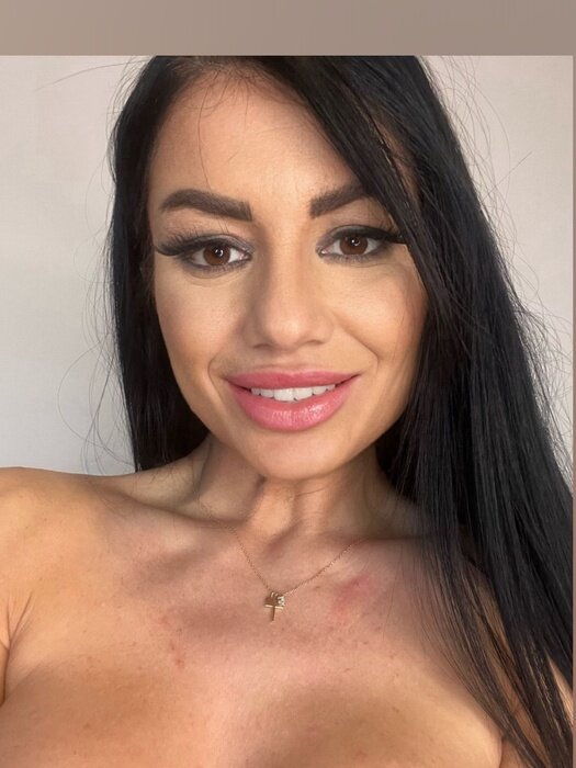 Laylajayy (@laylajayy), OnlyFans creator