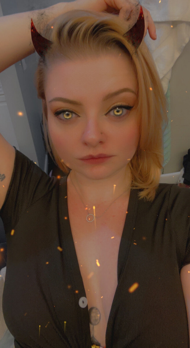 Laylaslabyrinth (@laylas_labyrinth), OnlyFans creator