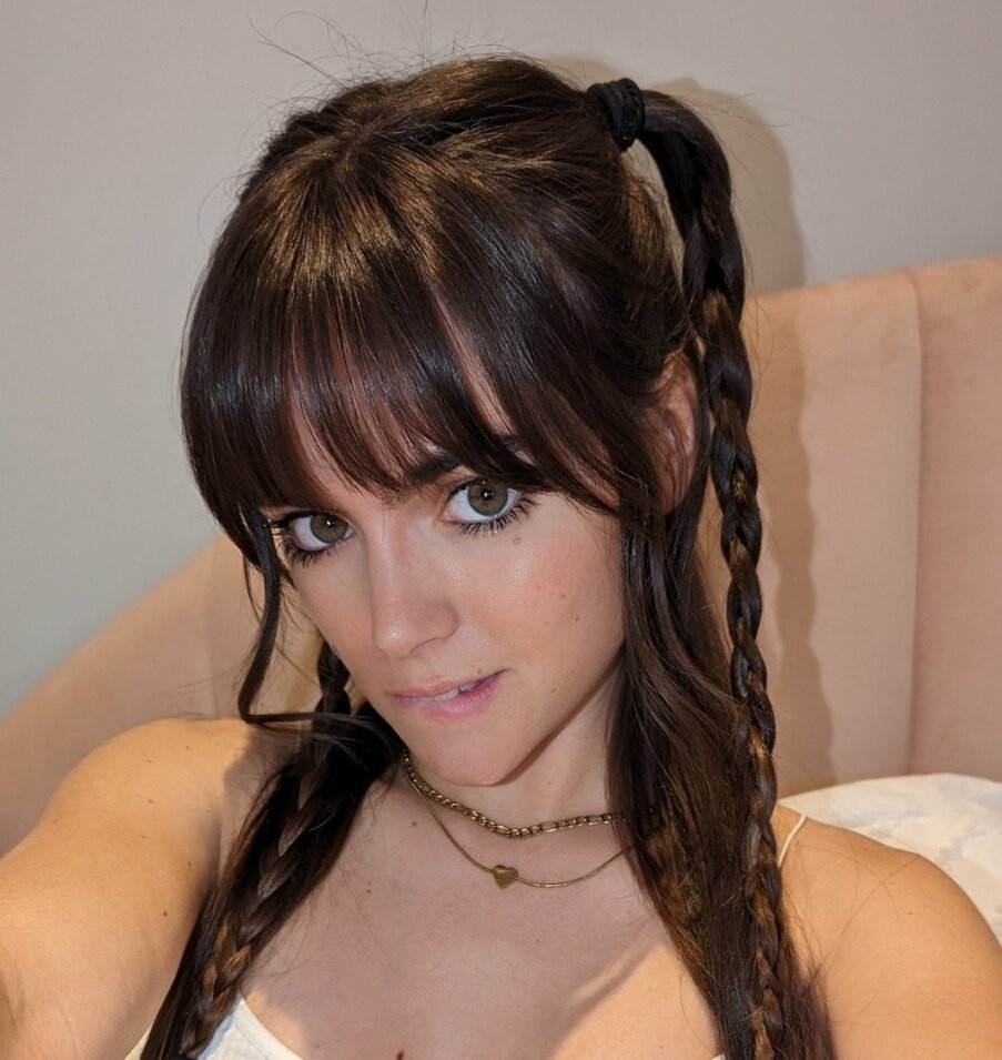 Leah (@leahray_x), OnlyFans creator