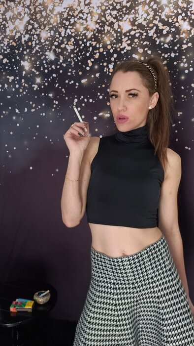 Leahsmk (@leahsmk), OnlyFans creator
