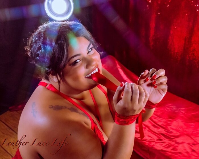 Leatherlacelife (@leatherlacelife), OnlyFans creator