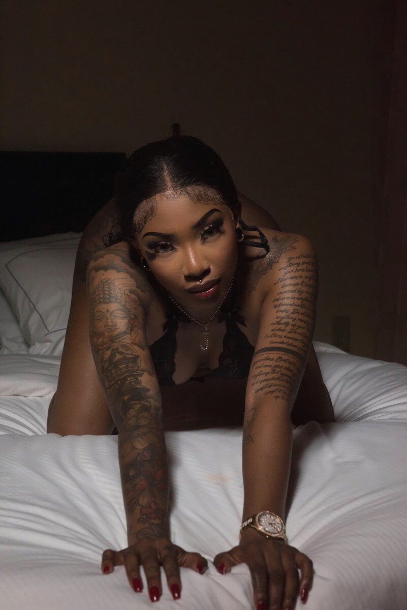 Leenarosae (@leenarosae), OnlyFans creator
