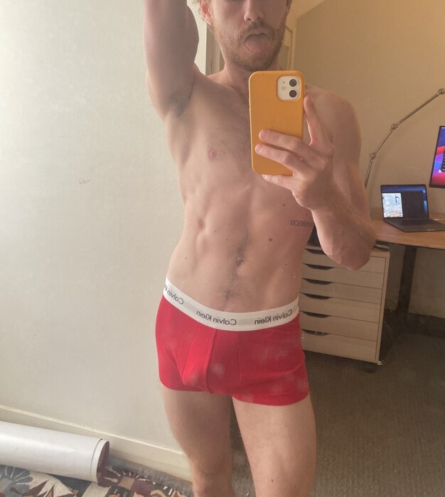 Legitdistraction (@legitdistraction), OnlyFans creator