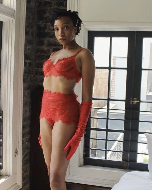 Legsforeverxo (@legsforeverxo), OnlyFans creator