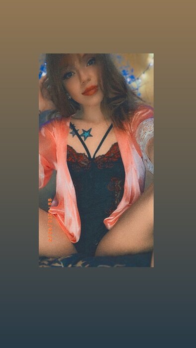 Leighcostel (@leighcostel), OnlyFans creator