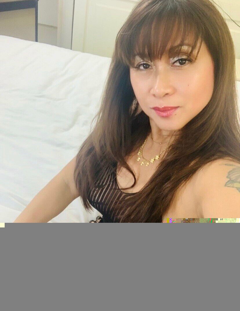 Leilanikai69 (@leilanikai69), OnlyFans creator
