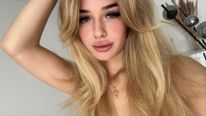 Lenamariaposa (@lenamariaposa), OnlyFans creator