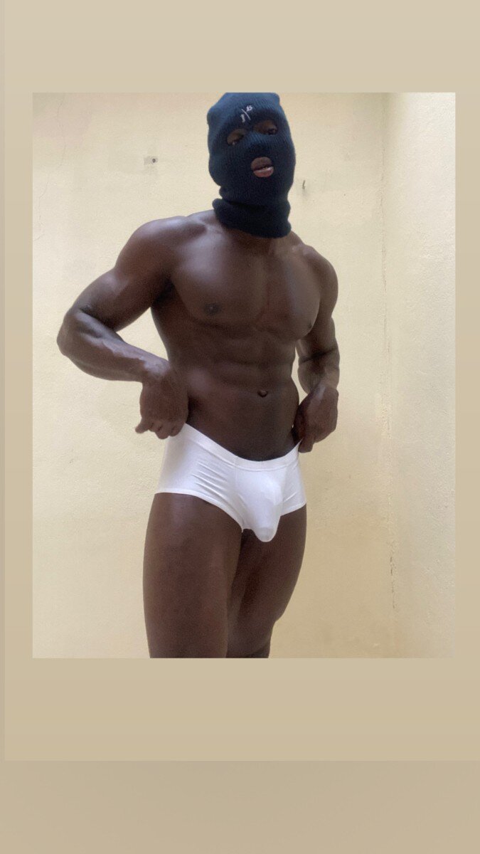 Leonoficialmente (@leon.oficialmente), OnlyFans creator