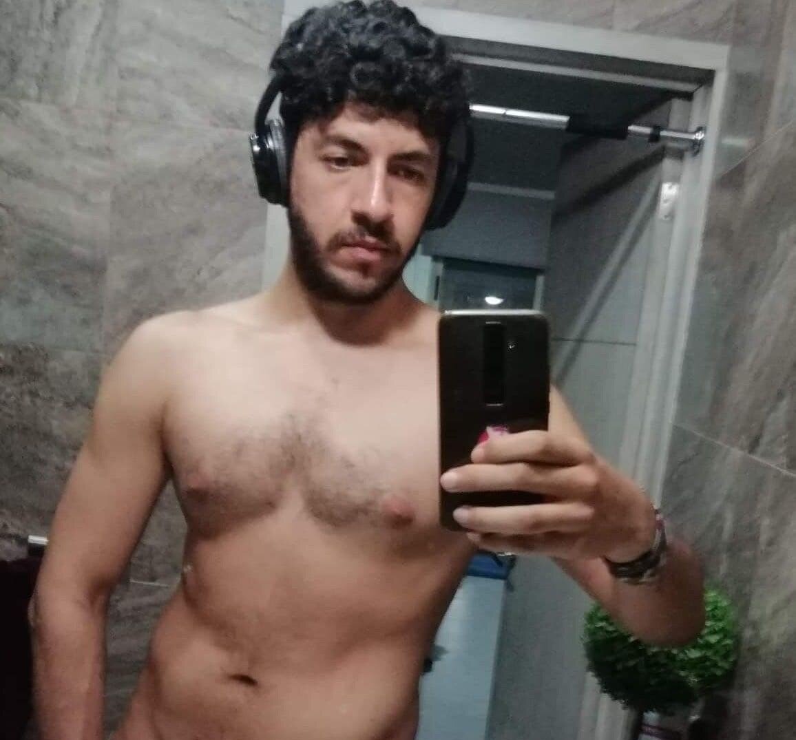 Leonactxl (@leonactxl), OnlyFans creator