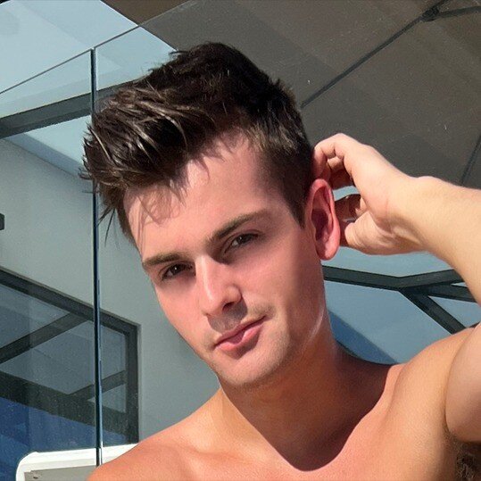 Leonbay (@leonbay), OnlyFans creator