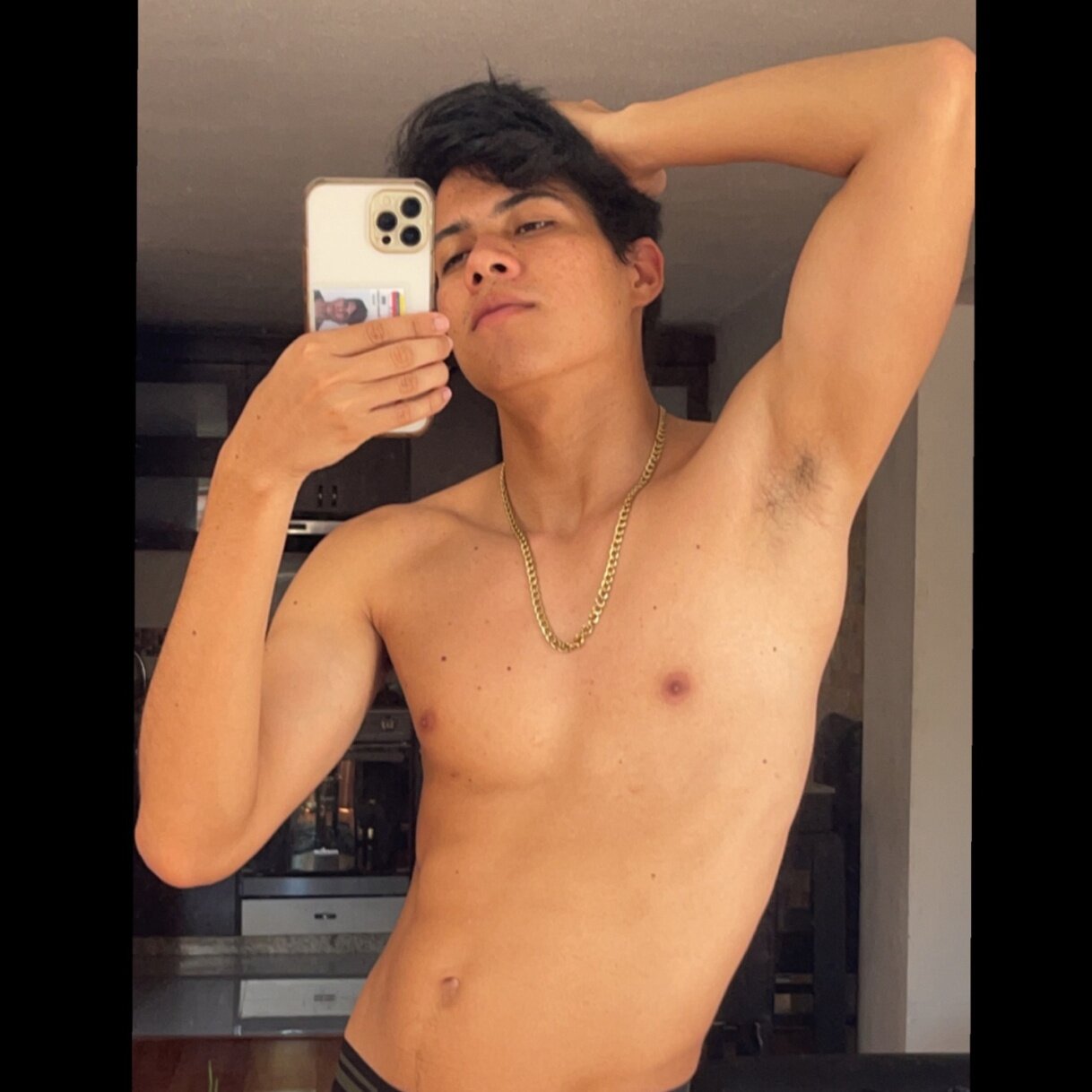 Leosxs (@leosxs), OnlyFans creator