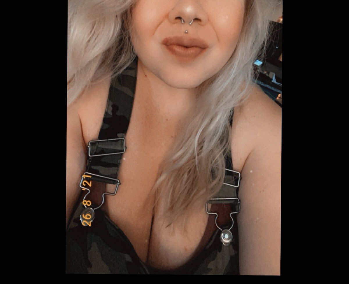 Lewdicrousss (@lewdicrousss), OnlyFans creator
