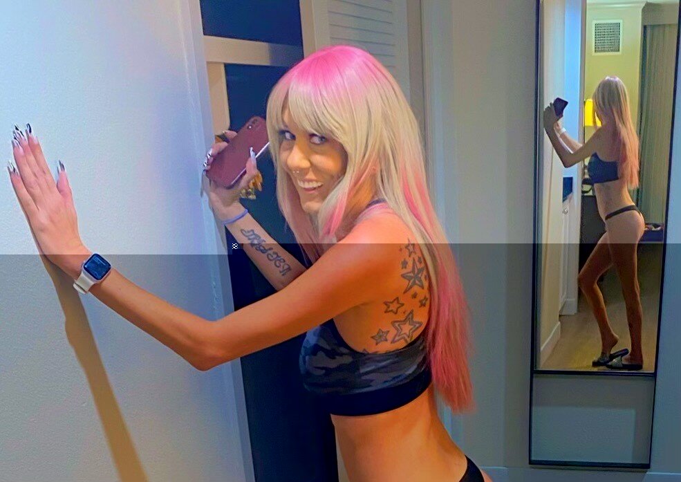 Lexiestar69 (@lexiestar69), OnlyFans creator