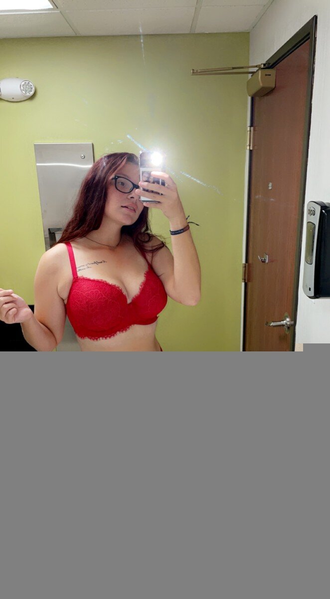 Lexii181920 (@lexii181920), OnlyFans creator