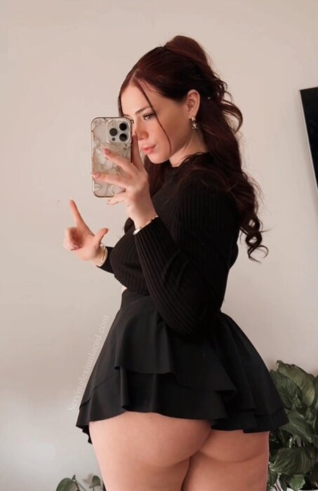 Lexiunlaced01 (@lexiunlaced01), OnlyFans creator
