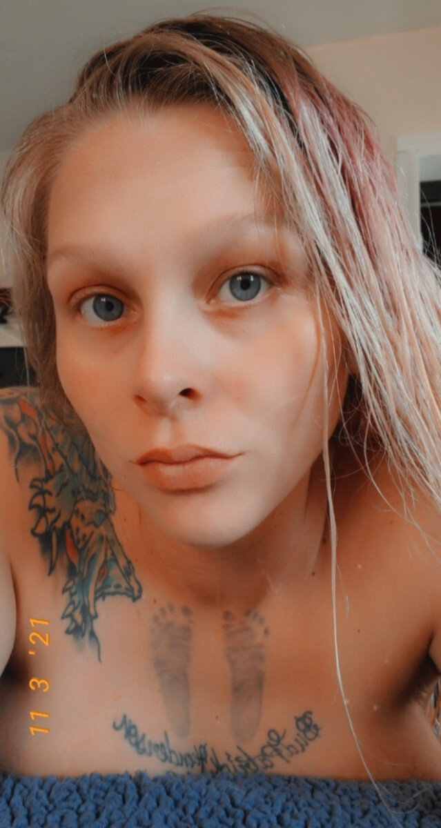 Lexxi2494 (@lexxi2494), OnlyFans creator
