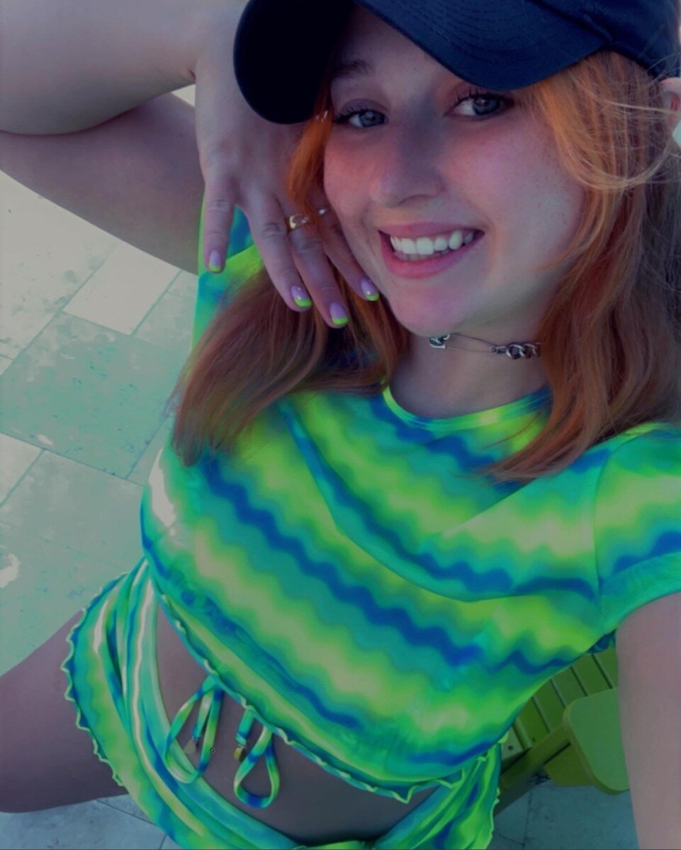 Lexxiskyadventures (@lexxiskyadventures), OnlyFans creator