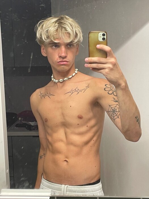 Liamoskars (@liamoskars), OnlyFans creator