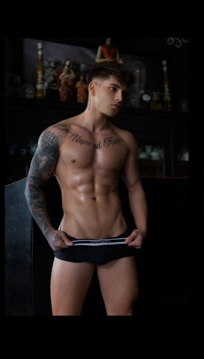 Liamreed (@liamreed), OnlyFans creator