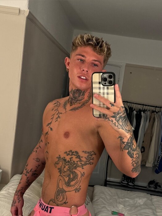 Liamunseen (@liamunseen), OnlyFans creator