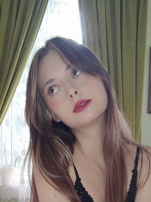 Lia (@liarichivip), OnlyFans creator