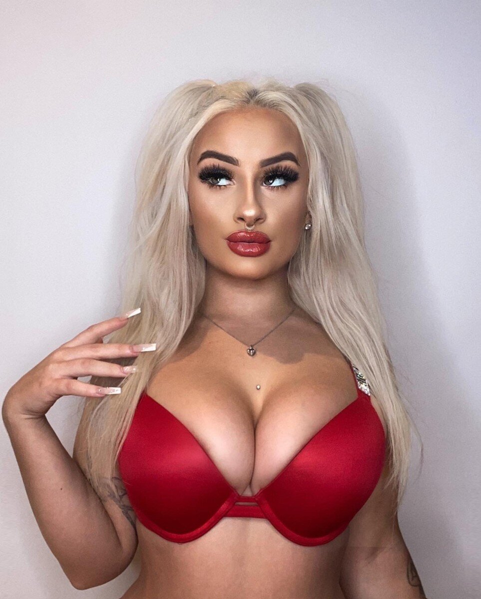 Libby2888 (@libby2888), OnlyFans creator