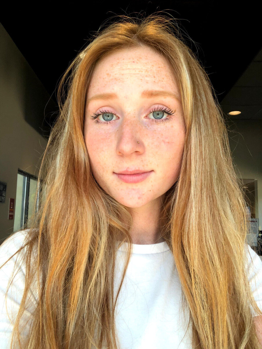 Lilstrawberryred (@lil.strawberry.red), OnlyFans creator