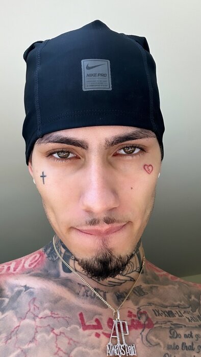 Lil2oz (@lil2oz), OnlyFans creator