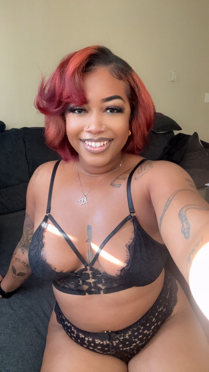 Lilawatersvip (@lilawatersvip), OnlyFans creator