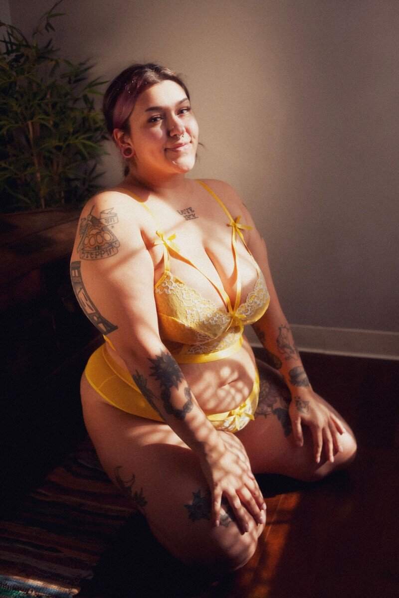 Lilcrybbyx (@lilcrybbyx), OnlyFans creator