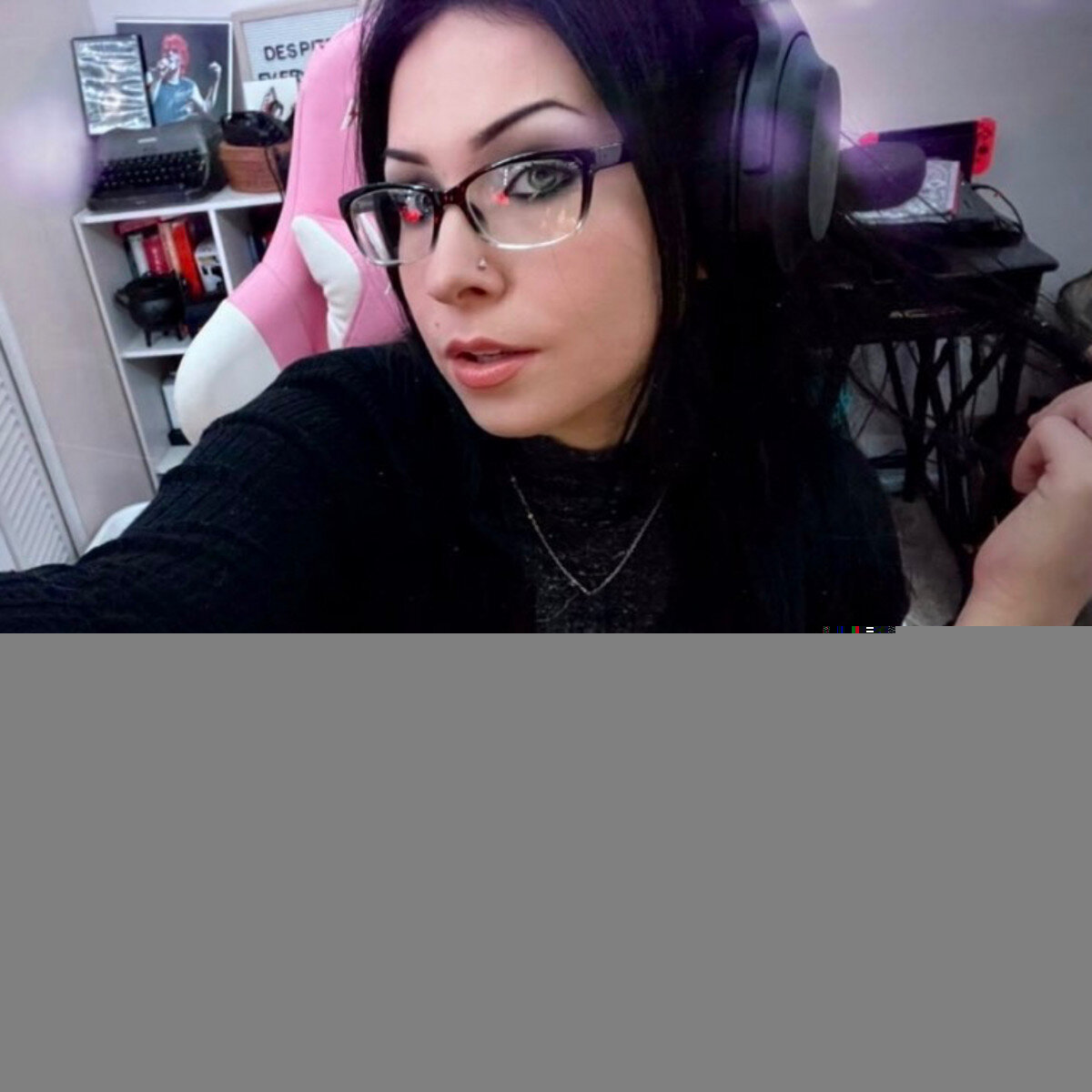 Lilfoxlayla (@lilfoxlayla), OnlyFans creator