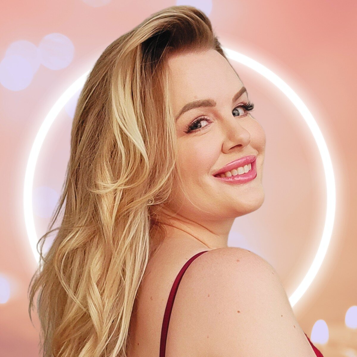 Lilliluxe (@lilliluxe), OnlyFans creator