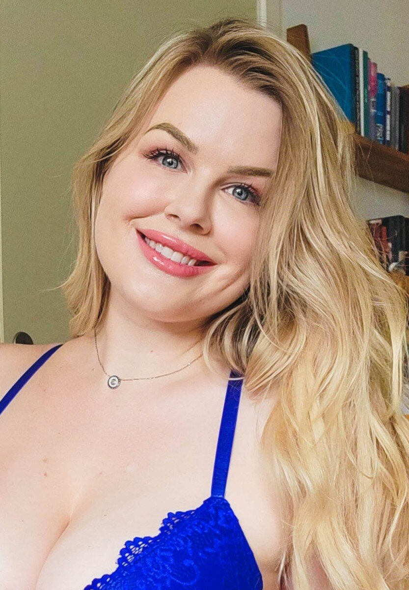 Lilliluxefree (@lilliluxefree), OnlyFans creator
