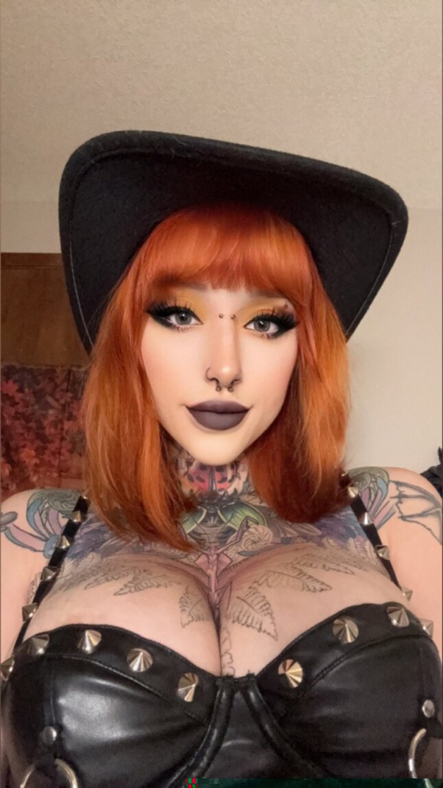 Lillithlethya (@lillithlethya), OnlyFans creator