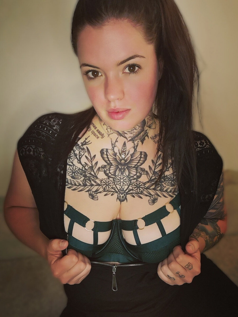 Lillygerman (@lilly_german), OnlyFans creator