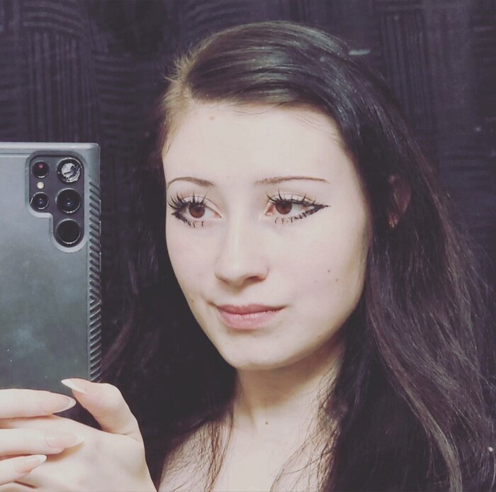 lilly (@lillybillyof), OnlyFans creator