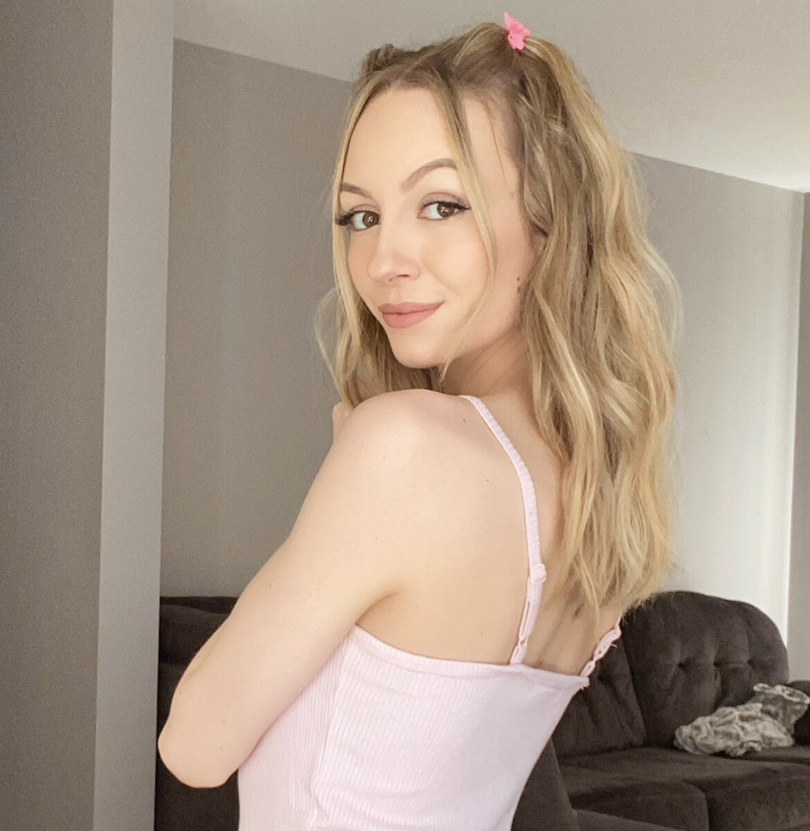 Lillygrips (@lillygrips), OnlyFans creator