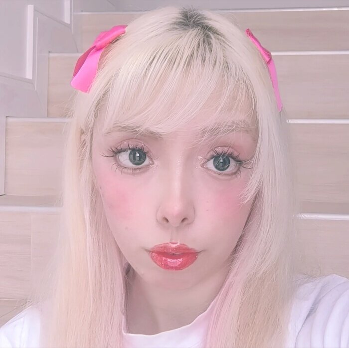 Lillymeawyfree (@lillymeawyfree), OnlyFans creator
