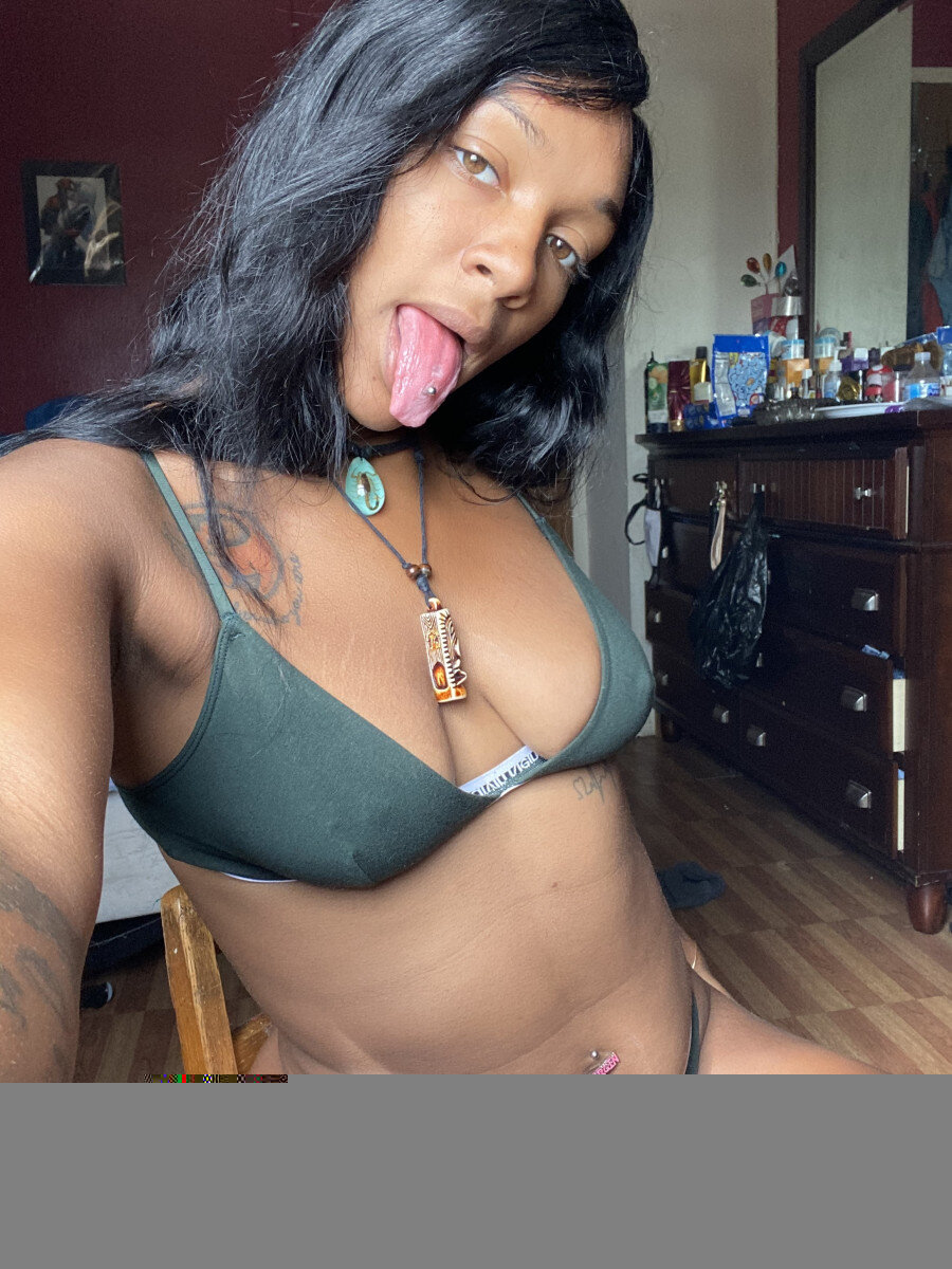 Lilsexdee (@lilsexdee), OnlyFans creator