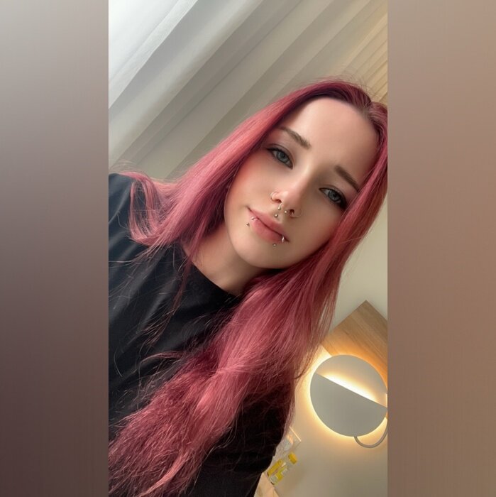 Lily432 (@lily432), OnlyFans creator