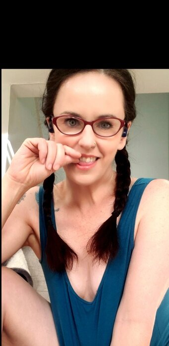 Lilyanncolfox (@lilyanncolfox), OnlyFans creator